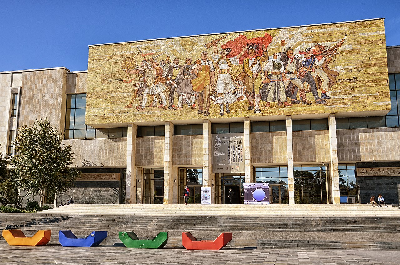 Museo Nacional de Historia, Tirana en Tirana