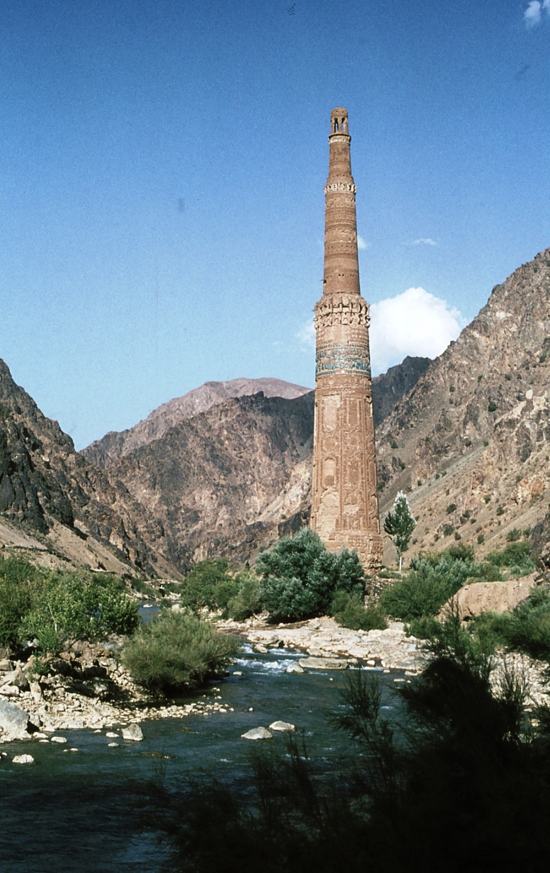 Minarete de Jam en Dżam